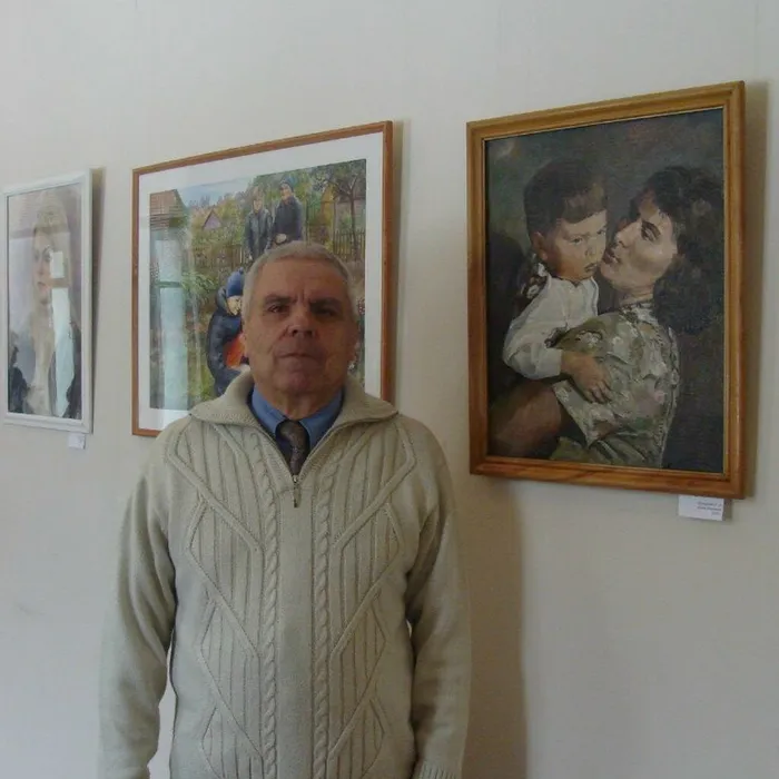 В Городской библиотеке № 2 открылась персональная выставка работ кингисеппского художника, члена Союза художников России Шукаловича Ивана Андреевича